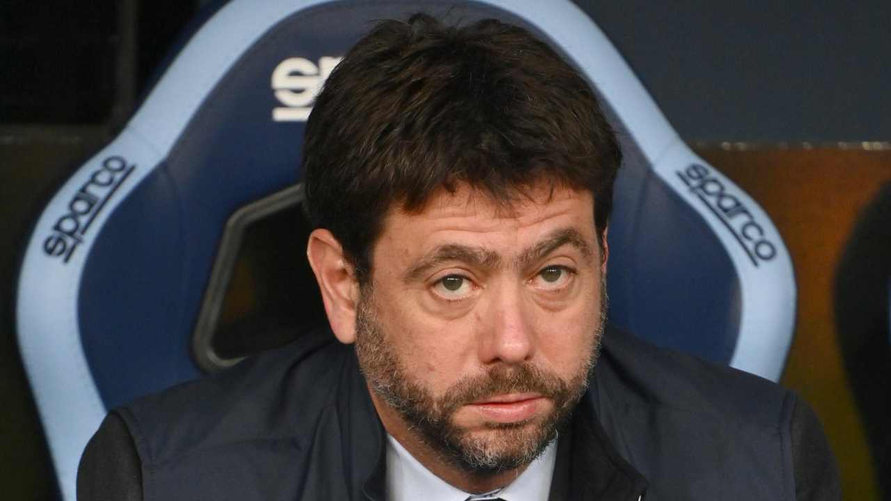 Agnelli pensieroso: Allegri rimane al suo posto ma deve invertire la tendenza: tra i possibili sostituti anche Prandelli e Di Francesco