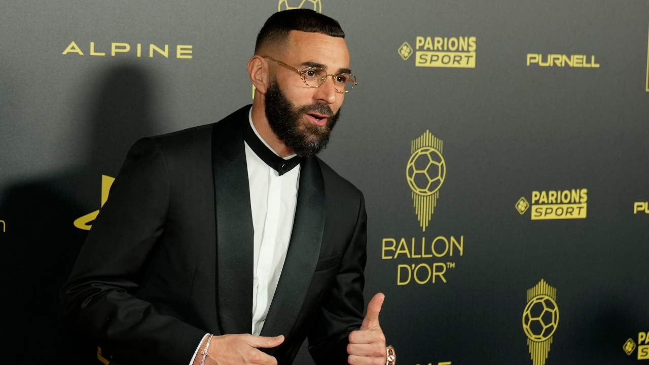 Benzema in posa