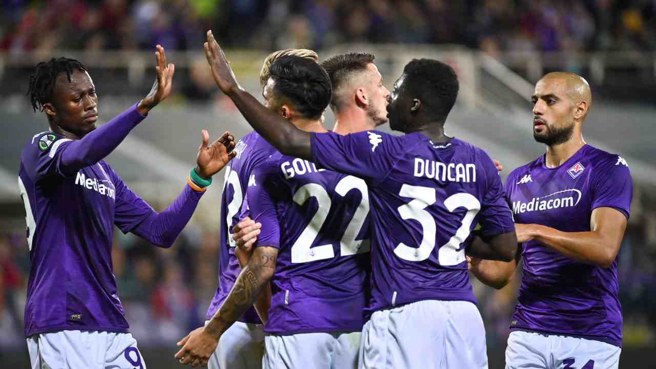 I giocatori della Fiorentina esultano