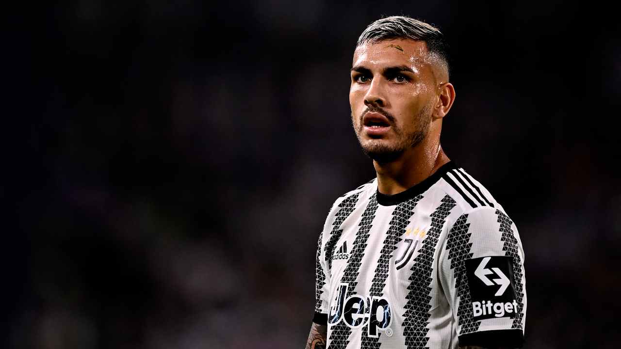 Paredes fermo in campo Juventus