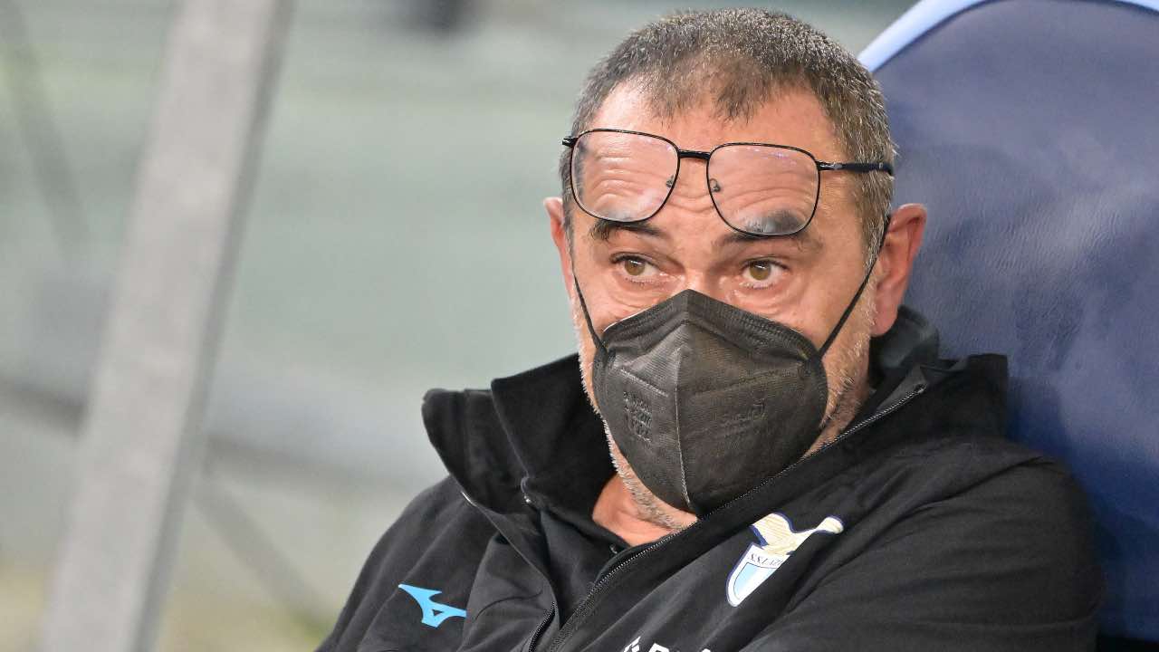 Maurizio Sarri pensieroso