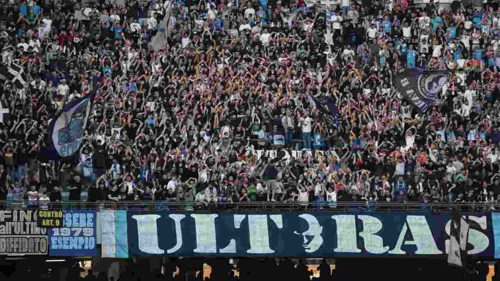 Tifosi Napoli al Maradona