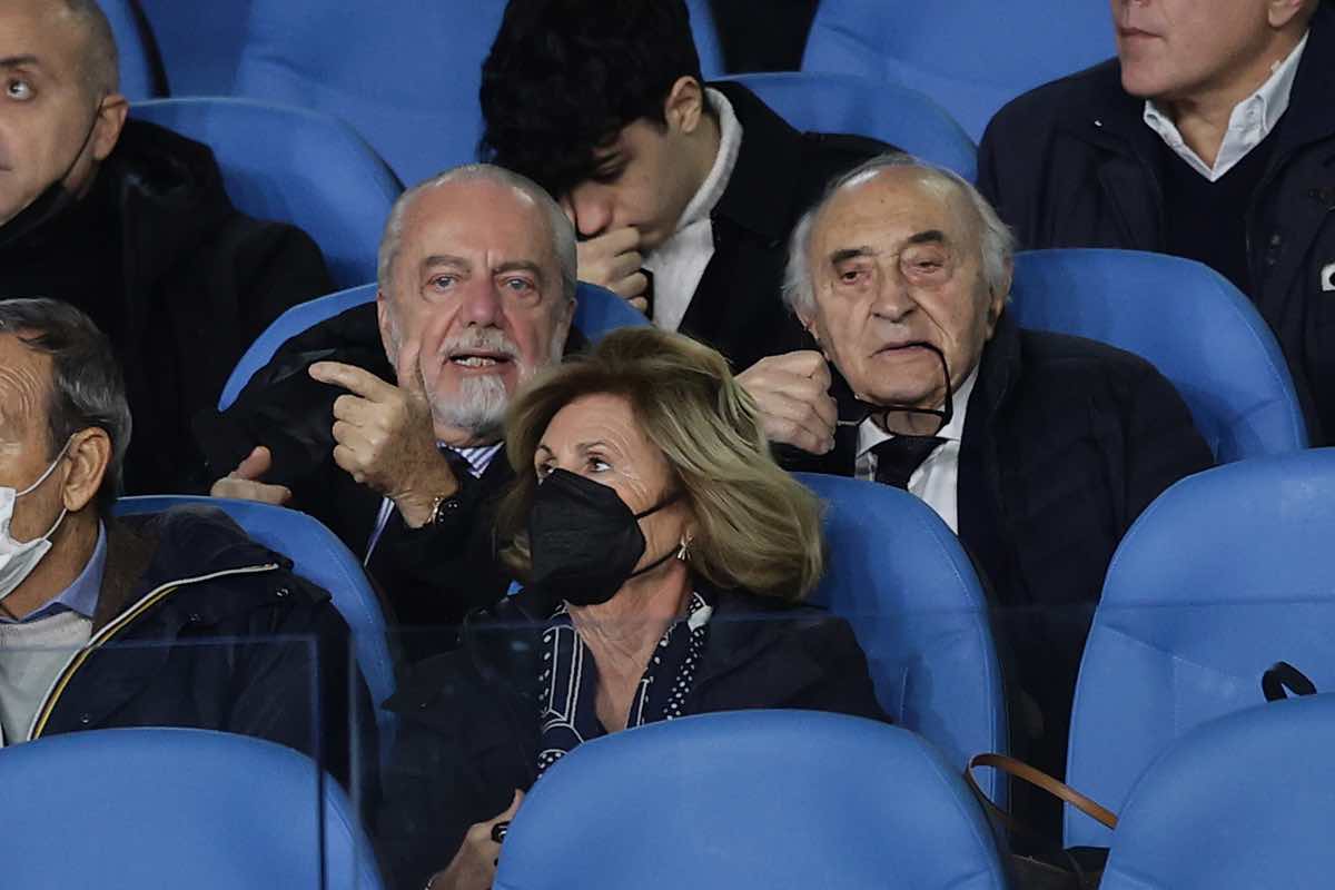 Aurelio De Laurentiis e Corrado Ferlaino in tribuna