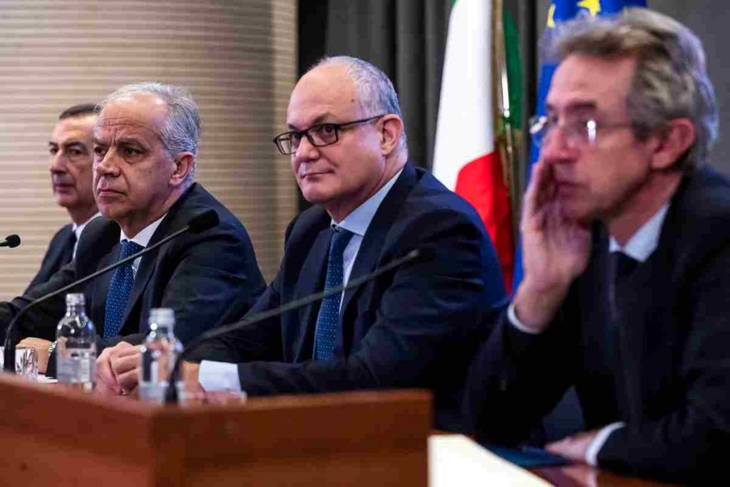 Comune Napoli e Ministro