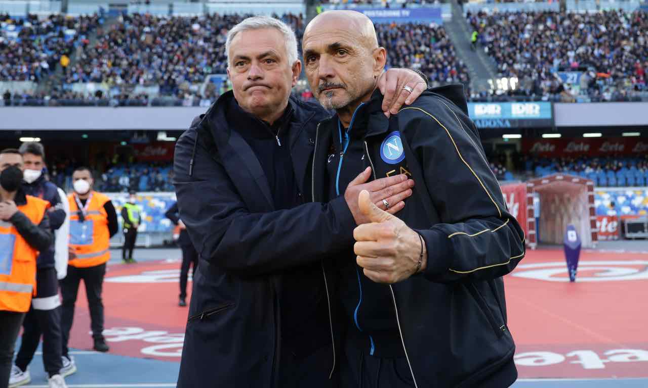 Spalletti e Mourinho si abbracciano