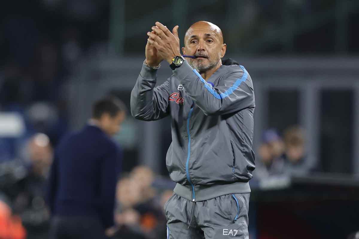 Luciano Spalletti applaude