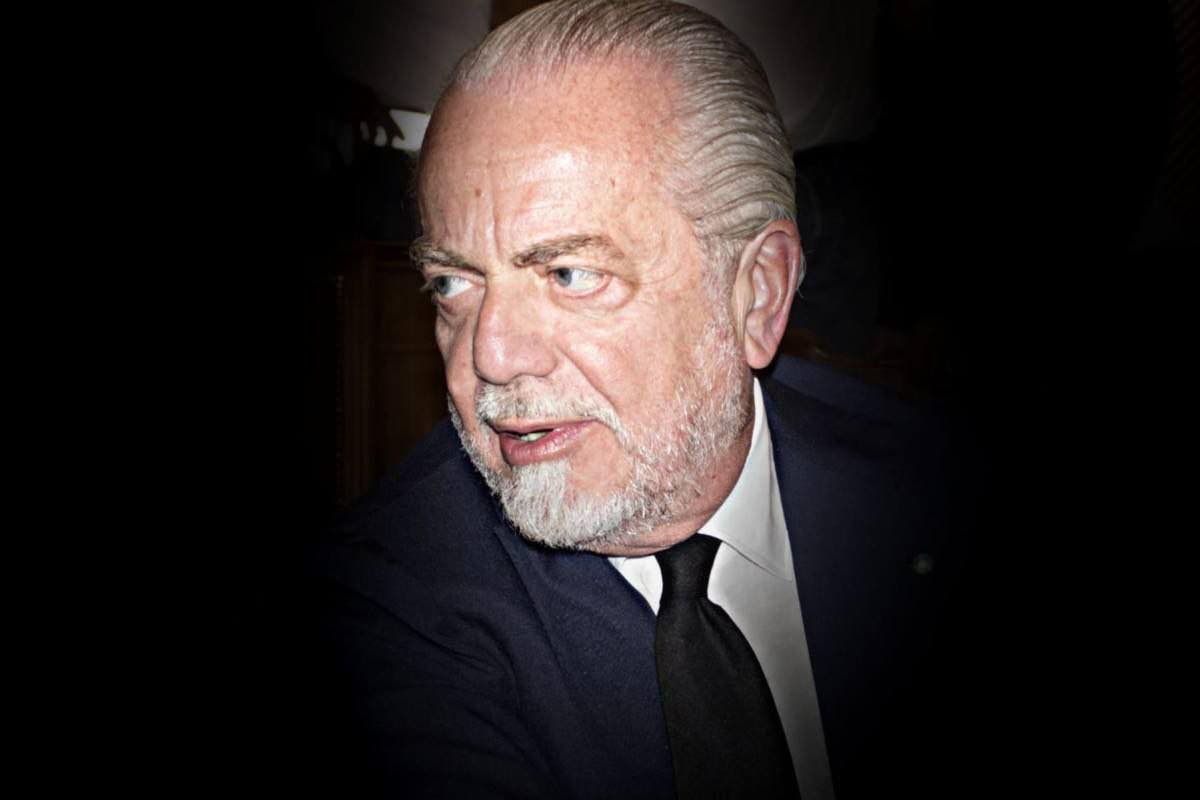 Napoli, De Laurentiis osserva