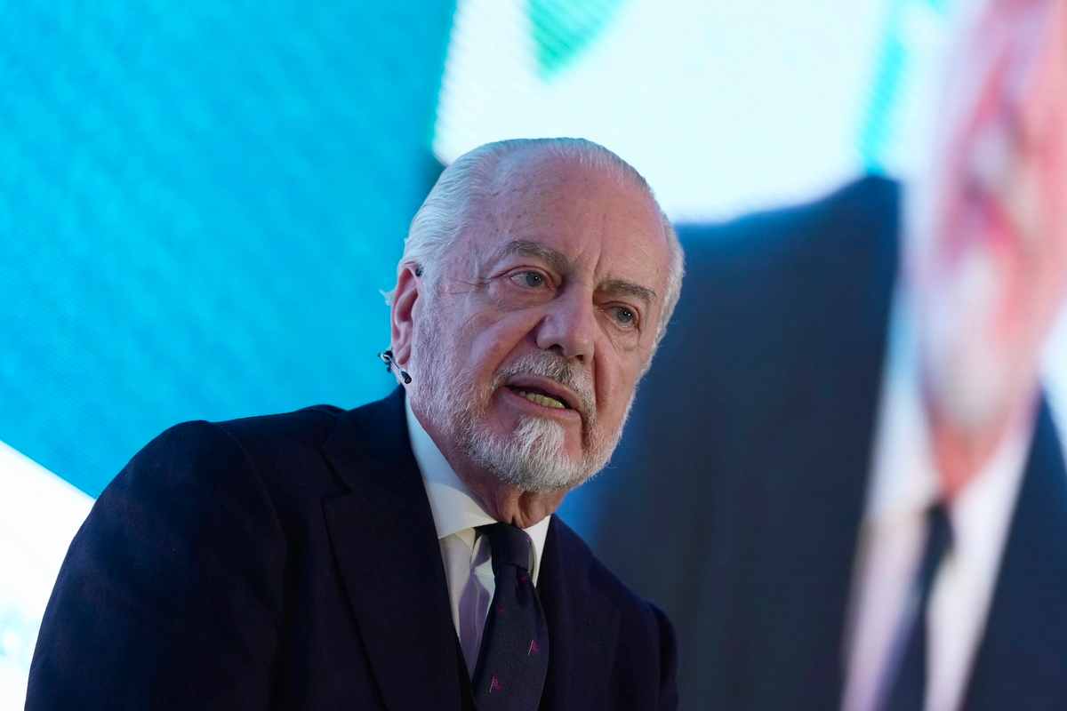 Aurelio De Laurentiis teme di vedere il valore di Raspadori crollare