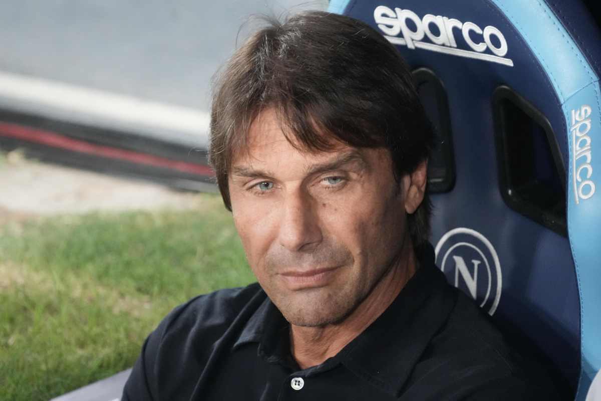 Conte stravolge il Napoli