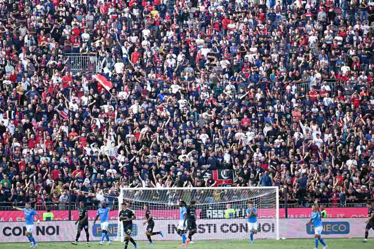 Tifosi Cagliari contro quelli del Napoli