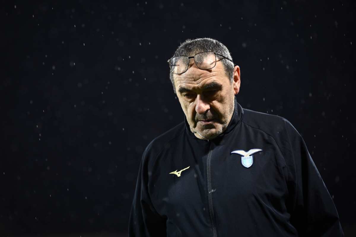 Maurizio Sarri in panchina, possibile avversario in Napoli-Roma