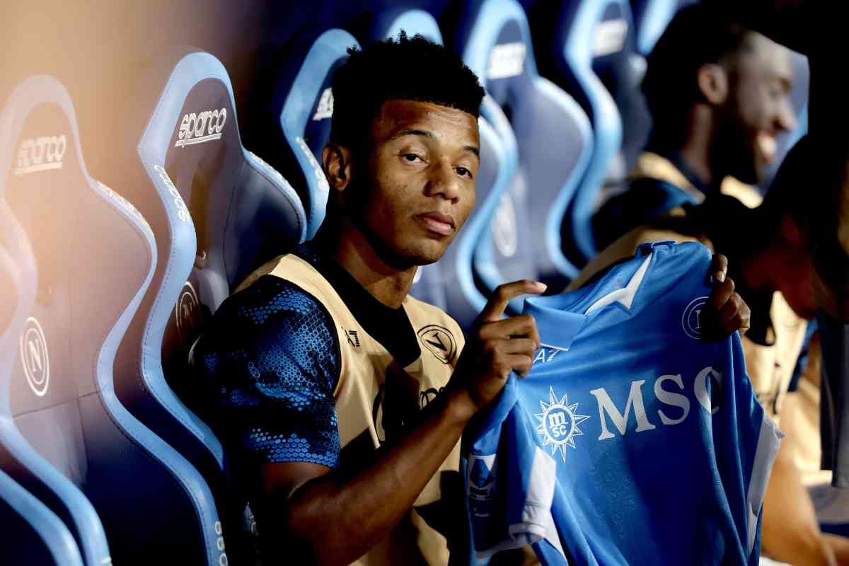 Napoli, David Neres panchinaro di lusso