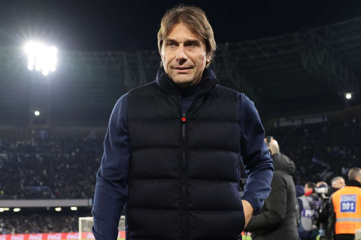 Napoli: Conte vuole una squadra pronta a vincere