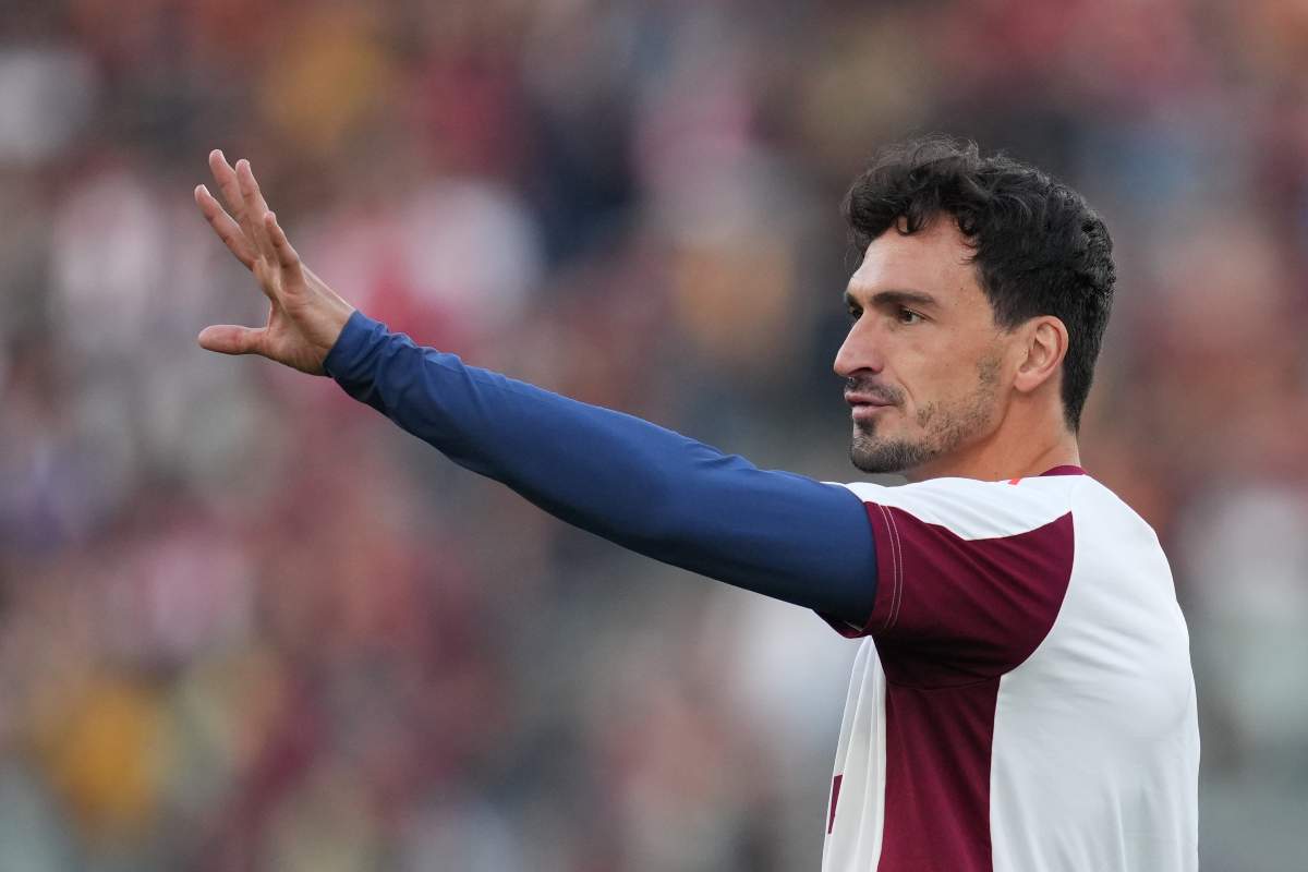 Roma: Hummels titolare contro il Napoli