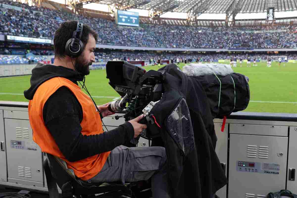 Telecamera al Diego Armando Maradona