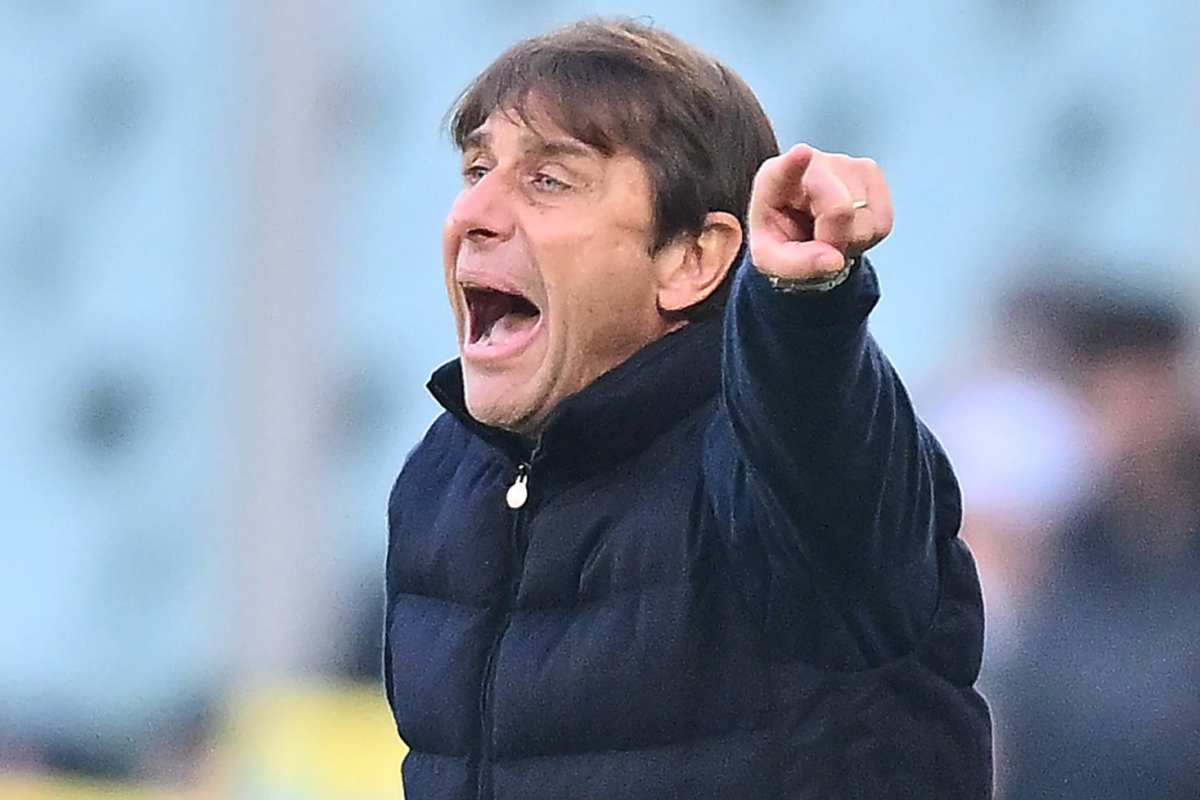 Conte si prende il Napoli